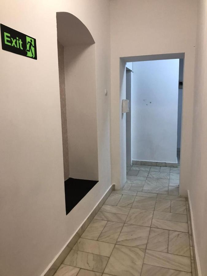 Centre Cozy Hostel Bukareszt Zewnętrze zdjęcie